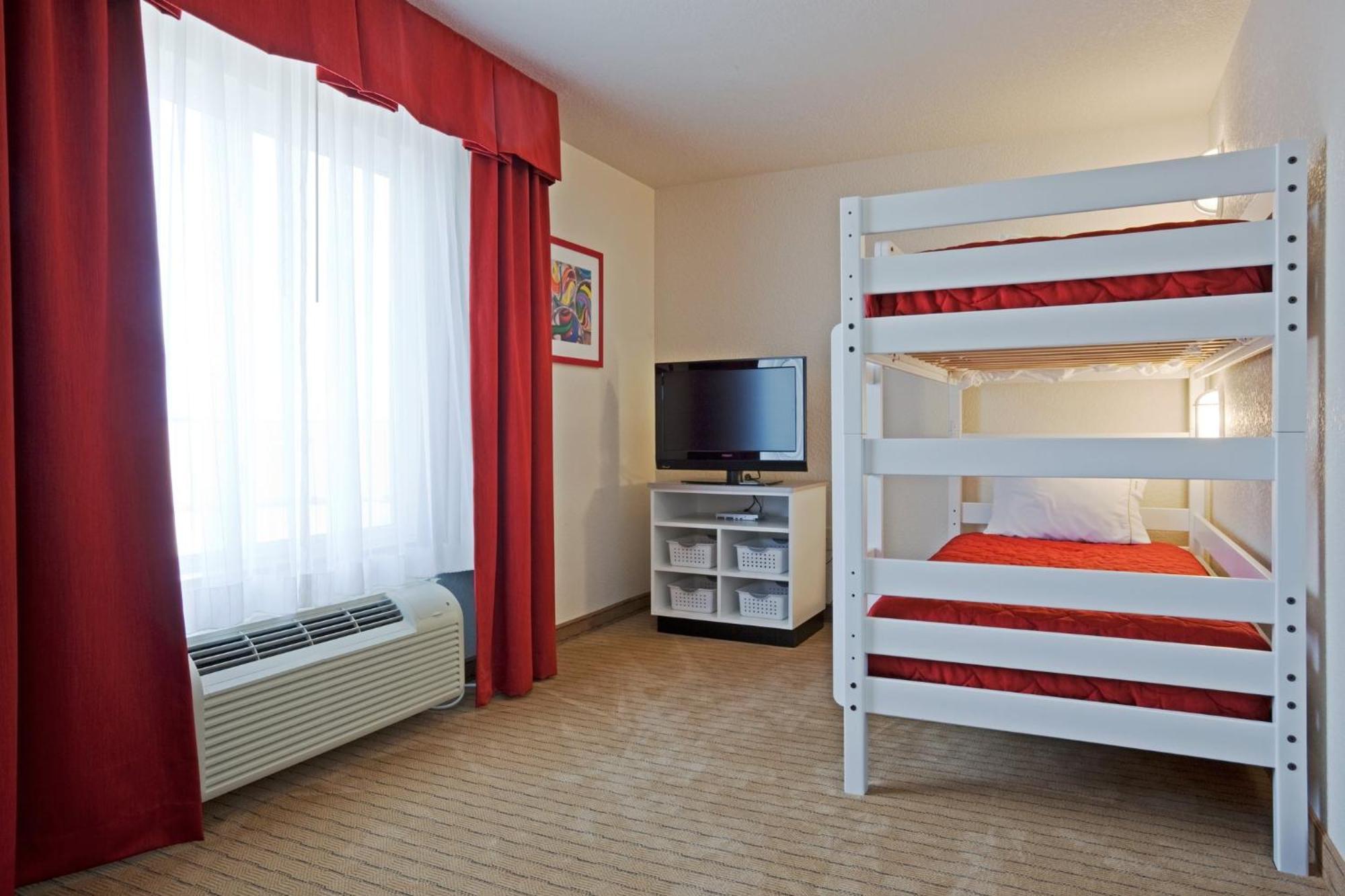 Holiday Inn Express Hotel & Suites Antigo By Ihg Eksteriør billede